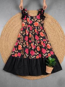 Vestido Floral Midnight Blossom, Vestido Negro Garden Grace, Elegante Vestido Maxi Bloom, Vestido Black Petal Breeze, Vestido Maxi Floral Dream - Product Image 1