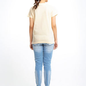 Camiseta de Manga Corta con Cuello Redondo Color Crema para Mujer, con Estampado del Coliseo, Corte Regular, Algodón Jersey, Ropa Casual de Primavera/Verano - Product Image 5