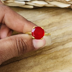 Nouvelle Bague Tendance en Gros, Bague Lune Céleste en Grenat, Bijoux Bohèmes en Laiton pour Femme, Plaqué Or 18 carats, Design Bohème Céleste Imposant - Product Image 4