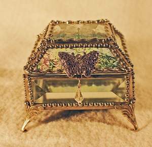 <b>Vintage</b> Luxury Clear Glass <b>Jewelry</b> <b>Box</b> with Butterfly Metal Lock Customizable Glass Trinket Storage Gift & Home Decor - Product Image 1