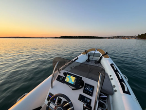 Venta al por mayor de barcos usados L-i-y-a R-I-B 620 - Product Image 4