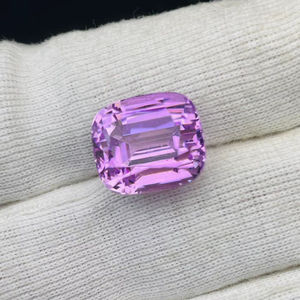Piedra preciosa de kunzita natural con corte cojín de 18.47 ct, calidad AAA, brillo AAA, color agradable, perfecta para pulir, disponible a precio económico. - Product Image 5