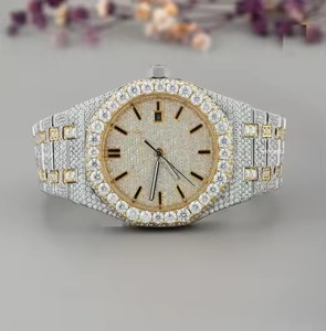 Montre en acier inoxydable sertie de moissanite, boîtier rond de 38 mm, mouvement à quartz analogique, montre-bracelet de luxe unisexe tendance - Product Image 2