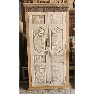 Armoire en bois vintage sculptée à la main, classique et antique, pour la chambre à coucher, meubles de maison - Product Image 1