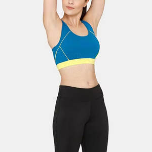 Soutien-gorge de sport axé sur le confort, avec matière douce et respirante et un maintien solide pour une utilisation quotidienne active - Product Image 3
