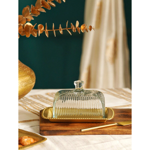 Beurrier en laiton et verre avec couvercle, design rectangulaire minimaliste, hermétique pour une conservation optimale, vaisselle de cuisine artisanale - Product Image 4