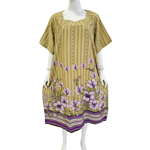 Robe décontractée florale pour femmes avec col carré et confortable à porter au quotidien, longueur genou - Product Image 6