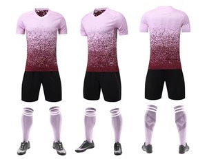 Maillots de football personnalisés à prix de gros – Tenues d'entraînement de football par sublimation - Product Image 5