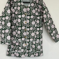Pyjama pour femmes en coton 100% fait main, réversible, léger, matelassé, imprimé animal, col en V, couleur vert olive magnifique
