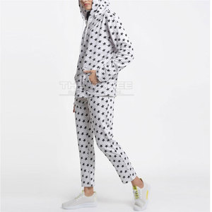 Survêtements d'hiver imprimés pour femmes à haute élasticité, pour le yoga et la course à pied, écologiques, respirants, avec technologie de tricotage sans couture - Product Image 3