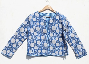 Chaqueta de algodón con estampado de bloques a mano, chaqueta acolchada de algodón con estampado Kantha hecha a mano, chaqueta para mujer - Product Image 2