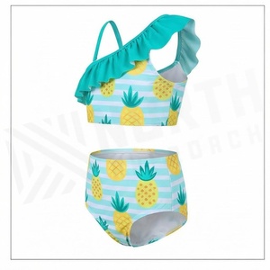 Conjunto de bikini de 2 piezas con estampado de piña para mujer, traje de baño de cintura alta con volantes y un hombro descubierto, diseño asimétrico - Product Image 3