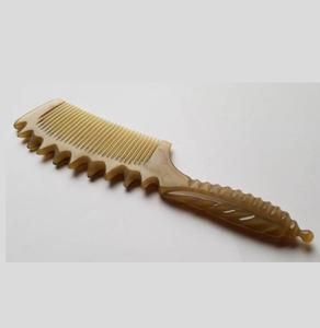 Peigne en corne naturelle pour démêler les cheveux épais, soin des cheveux lisses et outil de massage doux du cuir chevelu - Product Image 1