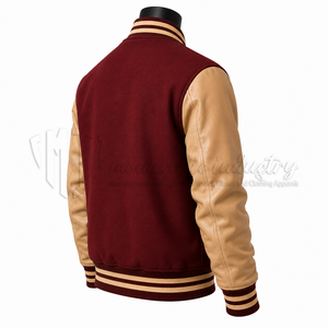 Chaqueta Universitaria Personalizada Color Granate, Cuerpo de Lana, Mangas de Cuero Beige, Chaqueta Letterman, Fabricante de Marca Privada OEM - Product Image 4
