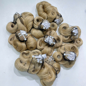 Cheveux humains vietnamiens de haute qualité, couleur blonde, bouclés, pour la confection de perruques avec closure, qualité Super Double Drawn, en vente. - Product Image 4