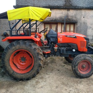 Venta al por mayor: Nuevo motor de maquinaria agrícola de alta precisión con anillo de pistón estrecho de 45 HP para tractor agrícola Kubota MU4501 4WD - Product Image 4