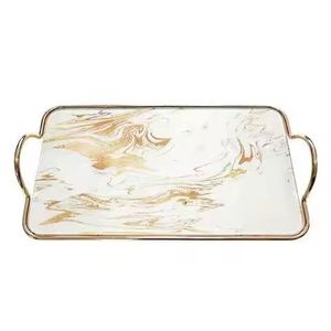 Bandeja de Servir de Acero Inoxidable con Diseño de Mármol Blanco Dorado, Asas de Metal, Forma Rectangular, Apta para Lavavajillas, Ecológica, de Lujo - Product Image 1