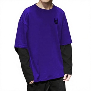 T-shirt violet surdimensionné pour homme à manches doubles avec manches contrastées noires et logo frontal, col rond, manches courtes, en jersey de coton - Product Image 1