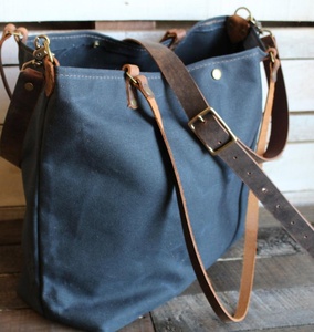 High Quality Low Price Genuine <b>Leather</b> Women Tote <b>Bag</b>-Big <b>Soft</b> Windproof Design Custom Logo Customizable Size Color Summer Ready - Product Image 1