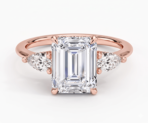 Bague de fiançailles en diamant taille émeraude Empress avec bande latérale en diamant de forme poire pour femme, diamants de laboratoire - Product Image 2