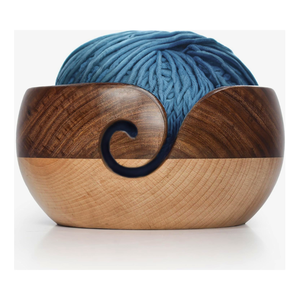 Cuenco de madera para hilo, diseñado para tejer sin enredos, con superficie pulida y estable durante el tejido y la costura. - Product Image 4