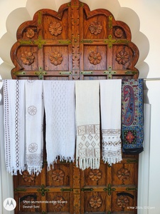 Écharpes multifonctions pour femmes 100 % coton, légères, durables, respirantes, séchage rapide, longues, motif floral mini dessiné à la main - Product Image 3