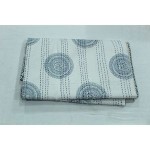 Couette Kantha Écologique Motif Arbre, Faite à la Main, en Coton Imprimé, Lavable, Douce, Décoration Maison Écoresponsable, Cadeau de Pendaison de Crémaillère - Product Image 4
