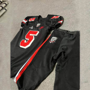 Most Popular Solid Black Color American Sports Jerseys Latest Design 100% Polyester Fabric V-Neck Breathable Football Uniform - Product Image 5