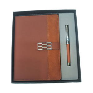 Ensemble cadeau de carnet en cuir PU fait main avec logo personnalisé pour hommes, cadres et enseignants, pour les promotions de Noël - Product Image 1
