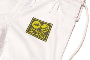Conjuntos de Uniformes de Kimono Profesionales Blancos para Jiu-Jitsu Brasileño (BJJ) para Adultos, 100% Algodón, Personalizables, Duraderos y Transpirables - Product Image 4