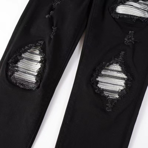 Vaqueros desgastados con parches personalizados, corte holgado y recto, estilo streetwear, efecto apilado, denim vintage lavado, Y2K, elásticos, hip hop - Product Image 3