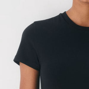 Camiseta de mujer con logo personalizado, algodón de alta calidad, lisa/casual, para impresión y distribución al por mayor, precio de fábrica con logo. - Product Image 3