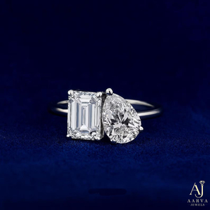 Anillo de Compromiso con Dos Piedras, Corte Esmeralda y Corte Pera, Anillo de Moissanita, Joyería de Lujo para Mujer - Product Image 1