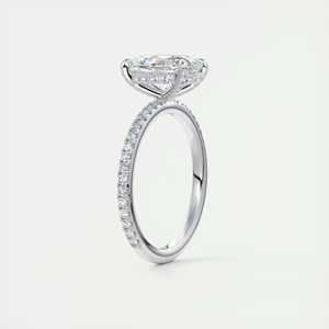 Bague de fiançailles Glitterbomb sertie de diamants ovales de 2,40 carats cultivés en laboratoire, en or blanc 14 carats - Product Image 5