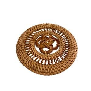 Assiette de Présentation Ronde en Rotin Faite à la Main, Écologique et de Luxe Rustique, Marque Mondiale Kraft, Élégante pour Décoration de Table de Mariage et Événements - Product Image 1