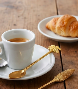 Luxurious <b>Small</b> Gold Finished <b>Spoon</b> Elegant Dessert Tea Coffee <b>Spoon</b> For Home Kitchen Wedding Party Gift Modern Flatware Decor - Product Image 2