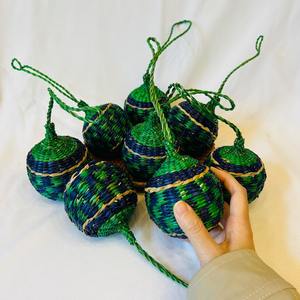 Décorations suspendues en forme de boule de jonc de mer, décorations pour la maison, ornements pour arbre de Noël, cadeau pour enfants, prix de gros, fabricant vietnamien - Product Image 2