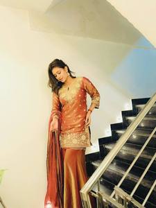 Conjunto de Salwar Kameez Étnico Moderno para Mujer, con Dupatta de Seda Bordada, Traje Tradicional para Fiestas, Graduaciones, Diwali y Bodas - Product Image 1