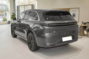 Li L6 2024 Nouvelle Arrivée Voiture Électrique à Autonomie Étendue Lixiang L6 Autonomie WLTc 1160km Véhicule à Autonomie Étendue 5 Places SUV de Taille Moyenne à Grande - Product Image 4
