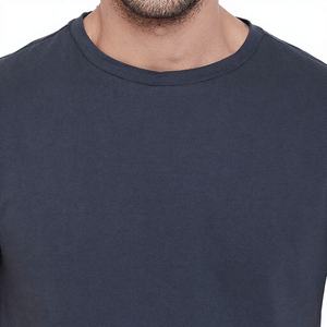 Camiseta de Hombre con Logotipo Frontal Personalizado, MOQ Bajo, Alta Calidad, Ligera, Cuello en V, Tela de Poliéster/Algodón, Secado Rápido, Ecológica - Product Image 5