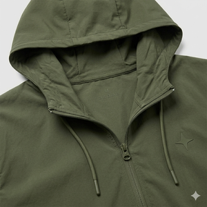 Ensemble survêtement d'été personnalisé pour homme, coupe-vent à capuche vert olive, couleur unie, sportif, séchage rapide, en polyester tricoté, vente en gros - Product Image 6
