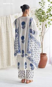 Conjunto de Kurti-Pantalón y Dupatta de Algodón Jaipuri Taj de la Mejor Calidad con Estampado Kalamkari, Fabricante de Surat a Precio de Mayoreo - Product Image 6