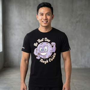 เสื้อยืดผู้ชายสีดำพิมพ์ลายการ์ตูน คอโอ แขนสั้น ทรงลำลอง ผ้าเจอร์ซีย์คอตตอน 100% รุ่น Be That One Tough Cookie - Product Image 5