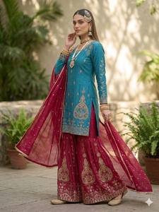 Ensemble Sharara de créateur pour femme avec dupatta – Robe ethnique de soirée richement brodée - Product Image 2