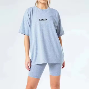 Nouveautés - Ensemble de shorts décontractés d'été en deux pièces - Dernières tendances - Service OEM - Ensemble de deux pièces pour femmes - T-shirt et shorts - Product Image 1