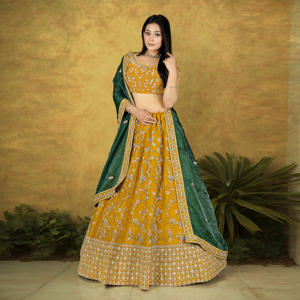 Lehenga Choli Fendy Net con bordado de hilo y zari, lehenga acampanada con ribete elaborado y dupatta a juego. - Product Image 2