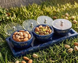 Ensemble de bols à condiments en résine bleue avec couvercles en acrylique et plateau de transport pour service de table, fruits secs et cadeaux - Product Image 1