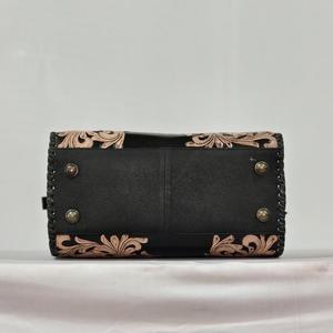 Sac de voyage mini Speedy pour femme en cuir véritable noir à 100 %, orné d'une seule pierre sur le dessus et de motifs floraux sculptés à la main - Product Image 3