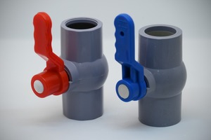 Vanne à boisseau sphérique en PVC Nirmit à poignée longue, commande manuelle, personnalisable OEM pour le contrôle de l'eau d'irrigation, joint EPDM, 100 ps - Product Image 2