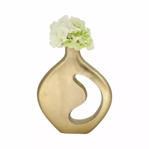 Vase à plumes en bronze moderne en métal brossé, décoration de table faite à la main, longueur 30,5 cm, hauteur 23,5 cm - Product Image 1